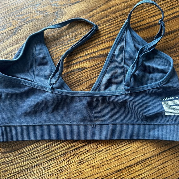 Colsie Heathered Blue seamless Bralette - Picture 5 of 11